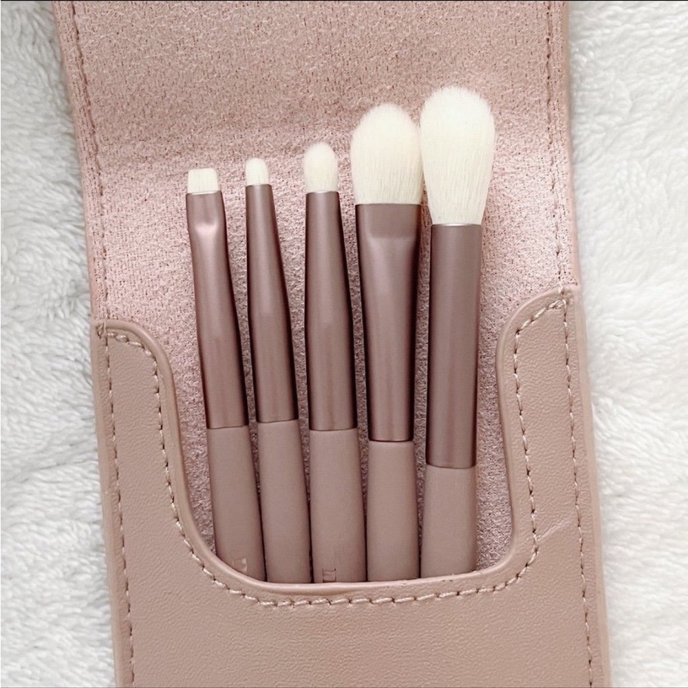 Kbeauty Mude Eyeshadow Eyeliner Makeup Brush Set With Makeup Pouch